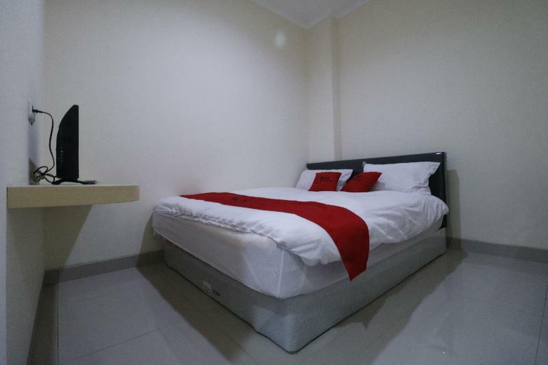 Reddoorz Plus Near Mall Ciputra Jakarta Eksteriør bilde